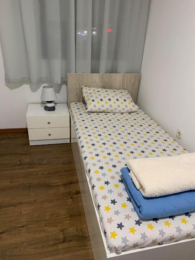 Appartamento Mar Lux Kumanovo Esterno foto