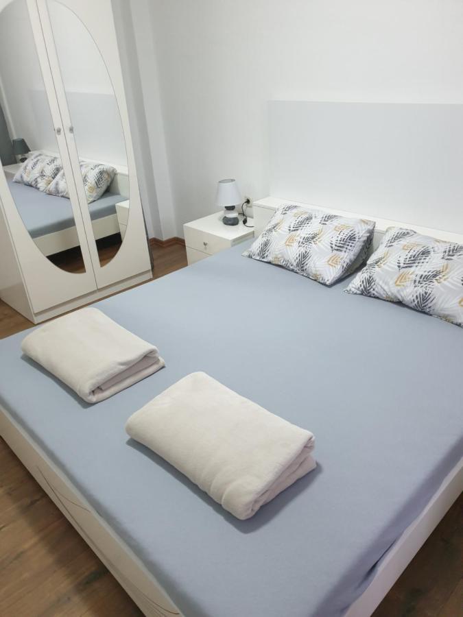 Appartamento Mar Lux Kumanovo Esterno foto